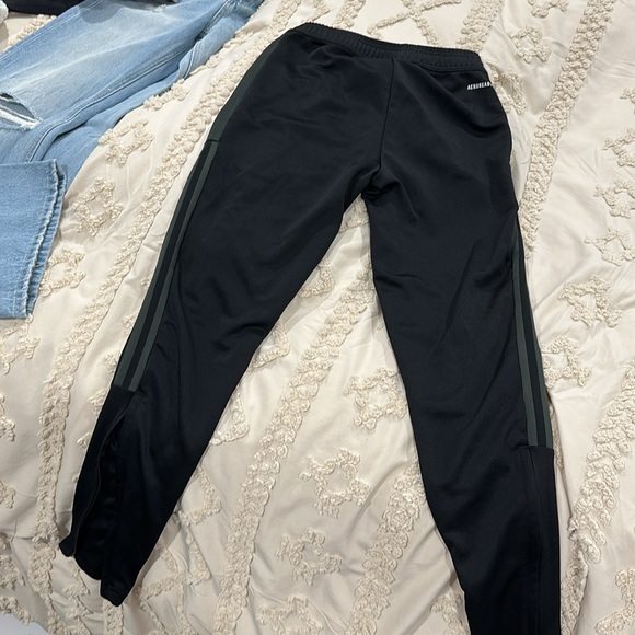 Adidas aero ready pants - Picture 3 of 3
